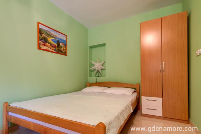 Studio apartman u Studio apartmani Petkovic, privatni smeštaj u mestu Tivat, Crna Gora