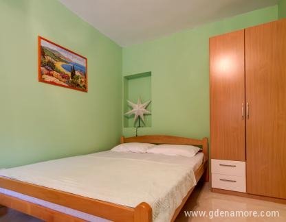 Studio apartmani Petkovic, Studio apartments, private accommodation in city Tivat, Montenegro